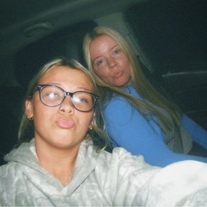 Meet your Posher, Makinlee